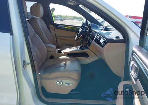 2019 Porsche Macan from USA, damaged, VIN WP1AA2A57KLB08719